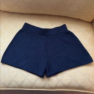 NWOT Moon & Madison Medium navy blue crochet shorts